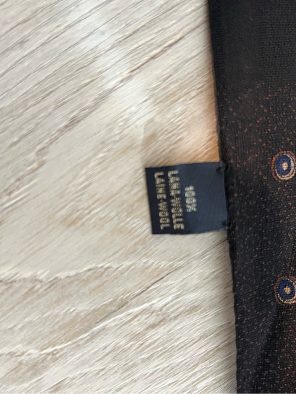 Loewe Black Scarf and Loewe wallet! See last pics. - Picture 6 of 12